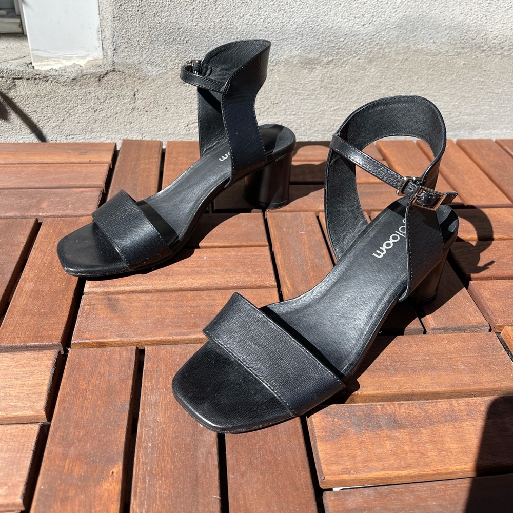 J Bloom heels: like new, leather, black, size 6.5